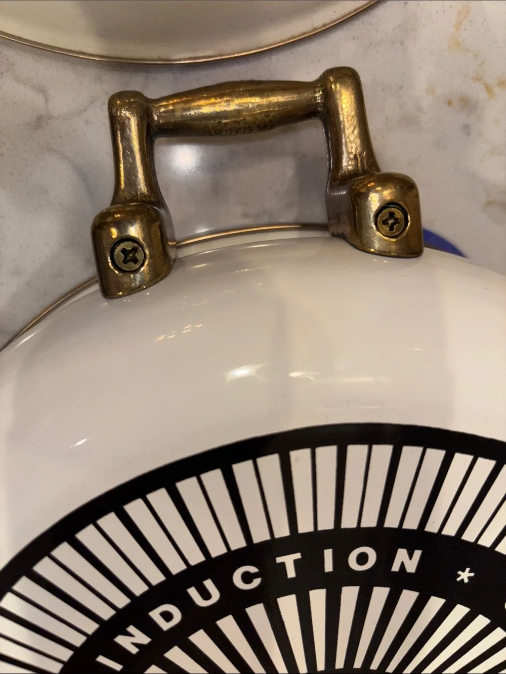 Vintage Tabletops “Kensington Garden Skillet/brass details